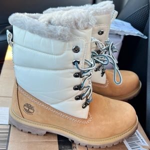 Timberland Premium Leather and Fabric Puffer Waterproof Boot